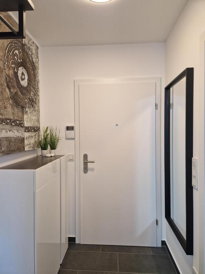 Apartament 10 Minutes To The Center, 2 Minutes To The Metro Wiedeń Zewnętrze zdjęcie
